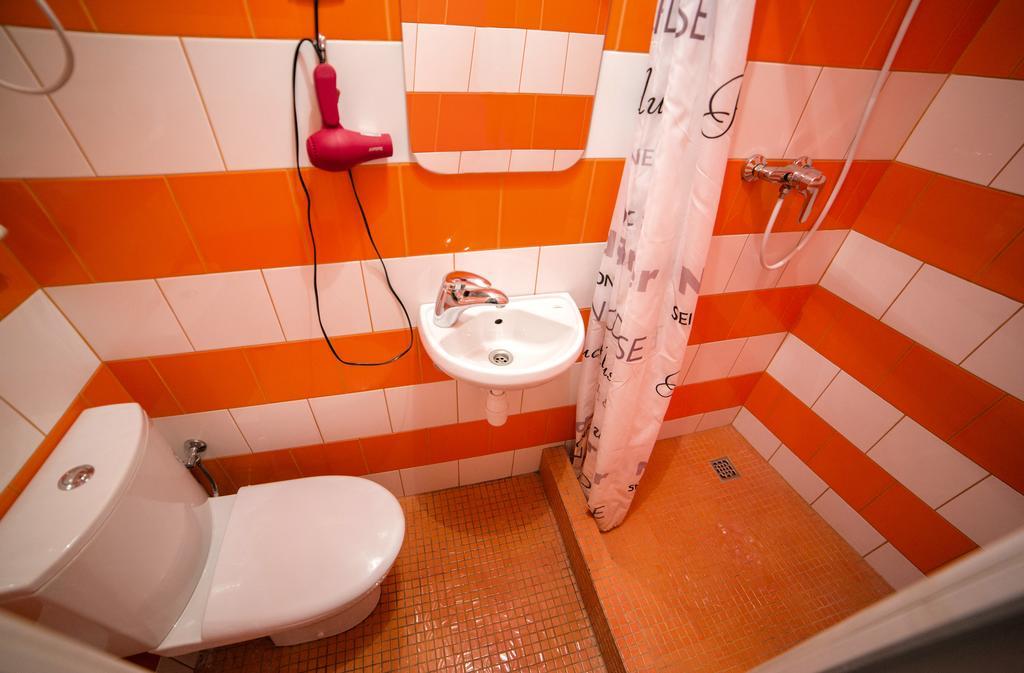 Mini Apartment on Rappoporta 7a-3 Leopoli Esterno foto