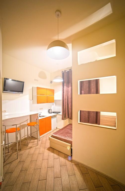 Mini Apartment on Rappoporta 7a-3 Leopoli Esterno foto